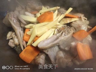 胡萝卜炖鸭肉的做法大全