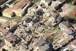 意大利地震遇难人数上升至260人包括16名儿童 