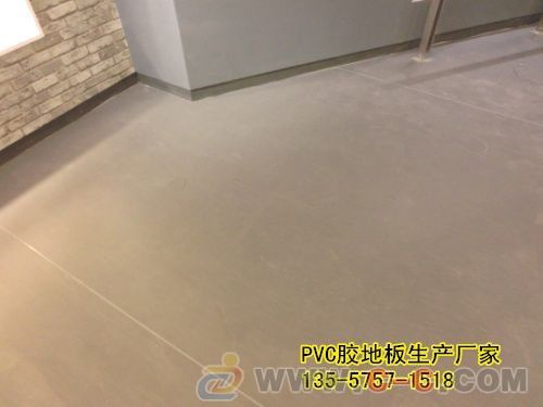 南宁室内PVC地板多少钱一平方 包做自流平一共多少钱