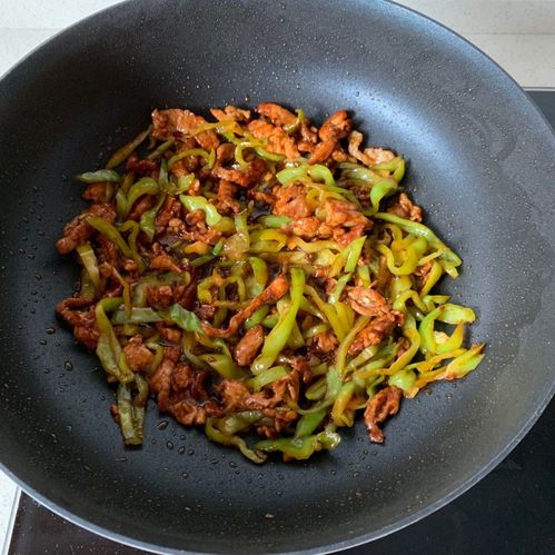 青椒肉丝面用什么青椒好吃,青椒肉丝面的做法