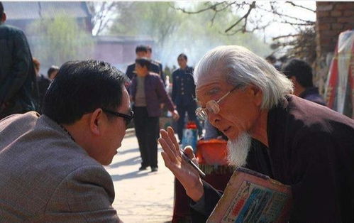 故事 算命先生生前神机妙算,料事如神,岂料死后差点没棺材下葬