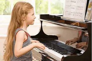为什么感觉学钢琴的有很多女生，但是成名的钢琴家大多是男生(为什么现在学钢琴的男孩少)