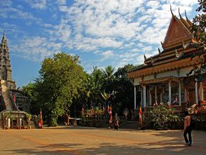 吴哥圣剑寺 龙蟠水池 东梅蓬寺 女皇宫 塔普伦神庙 巴肯山4晚5日游 杭州直飞暹粒,三日券门票,圣剑寺 塔普伦神庙 皇家浴池,全程4星酒店,含签 