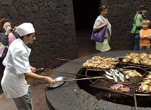 世界上最危险的餐厅,在火山边上吃美食
