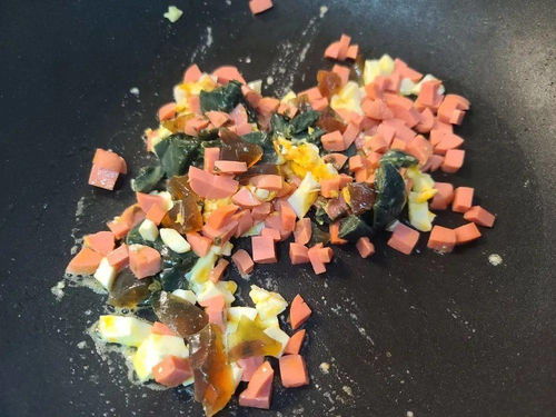 皮蛋合集 皮蛋只能拌豆腐 皮蛋这么吃,每天早餐多喝两碗粥