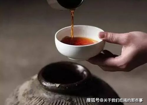 挑选黄酒,看牌子还是看价格 都不对,牢记4步,味道香且口感好