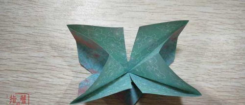 漂亮的苹果折纸手工制作(简单的苹果折纸)
