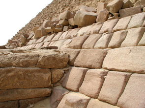 大金字塔是用哪种石材建造的 