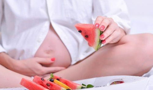 原创孕期有这3种症状，可能是胎儿进入里“猛长期”，孕妈营养要跟上