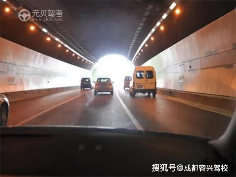 精选3大安全距离题,另外附赠答题技巧