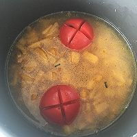 西红柿焖饭电饭煲 用笨锅焖饭与电饭锅焖饭，哪个更好吃？ ？ 