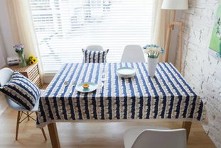 如何挑选一张适合餐桌的桌布 