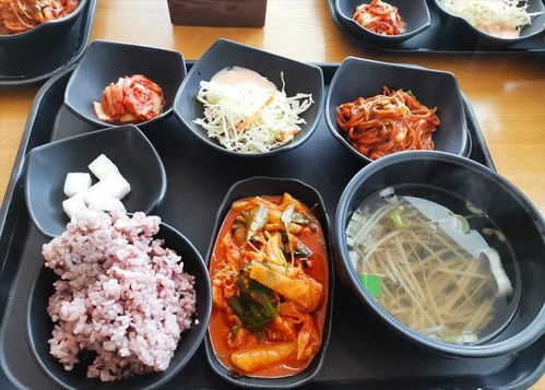 韩国奥运会食物和中国食物对比 曝韩国残奥队自备伙食 以咸菜、泡菜为主 搞特殊已不是第一次