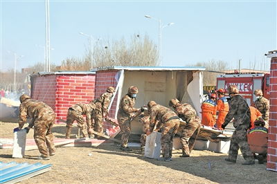 民兵应急帐篷怎么搭建