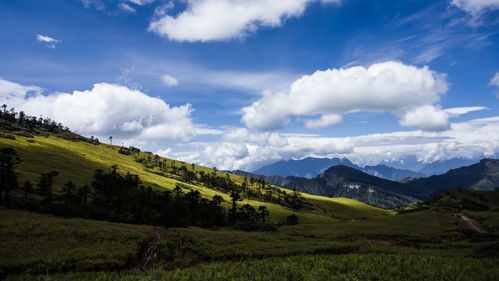 四川这座小众山头,位于三县交界处,名字很奇怪,没多少人去过