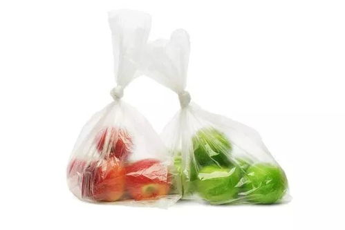 塑料袋装的食物放冰箱久了等于慢性自杀 来听听科学分析