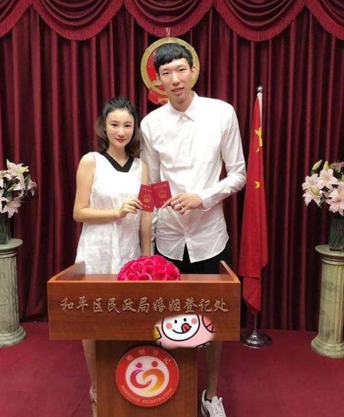 姚明妻子,易建联妻子,再看周琦妻子,球迷 没对比没伤害