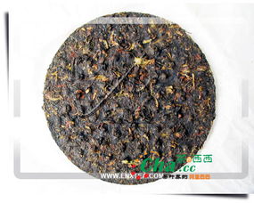 2010年下关茶厂松鹤牌357克盒装生态老树铁饼 