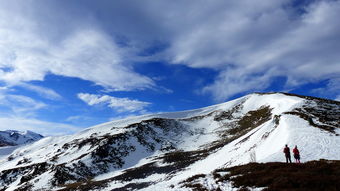 冰雪山下的奇幻之旅，冰雪山川的词语