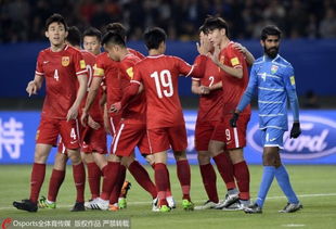 中国国足力克泰国，世预赛取胜