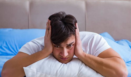 男生肾功能下降,晚上睡觉可能有3种异常,若没中,说明肾杠杠的