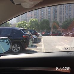 杭州道路停车免费时间(免费停车场时间段)