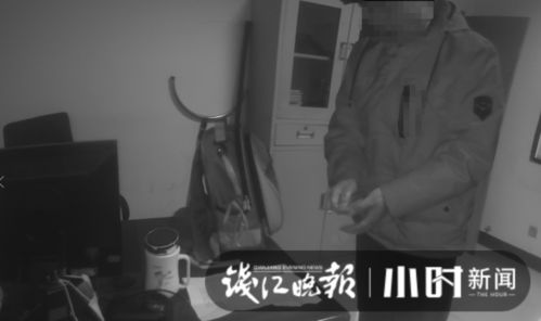 刚开学,丢啥也不能丢作业 119联动110,找到了丢书包的小主人