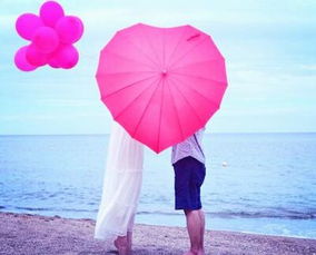 qq爱情说说：幸福就是：雨天能为你撑起一把小伞(幸福是朋友雨中为你撑起的一把伞幸福是什么)