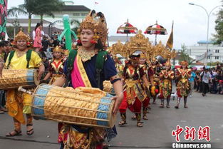 印尼旅游部万隆举办盛大亚非文化国际巡游