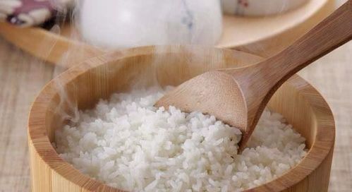 怎么蒸米饭粒粒分明有光泽 姥姥用了一辈子的6个窍门,快点收藏