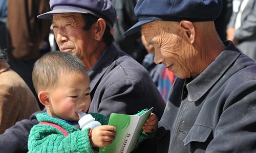 继养老金上涨后,城乡居民养老金迎 好消息 ,这2类人涨得更多,不看亏大了