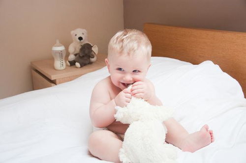 这三招帮助宝宝顺利度过口腔敏感期
