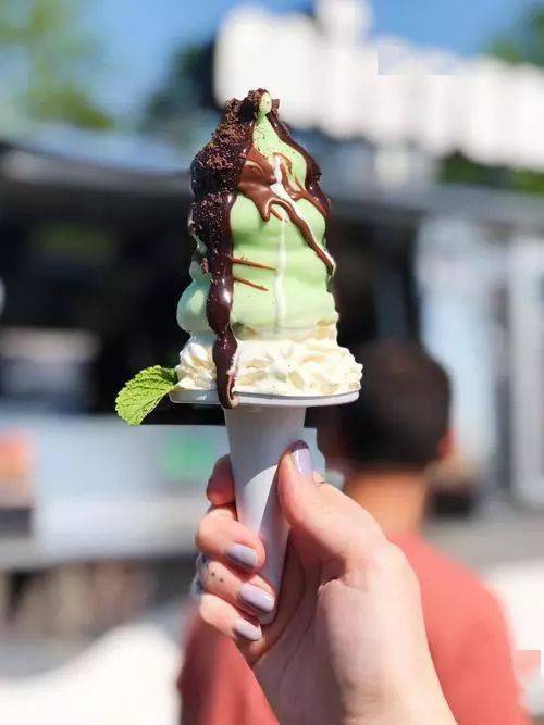 炎炎夏日想吃冰淇淋 看看你的星座适合什么口味