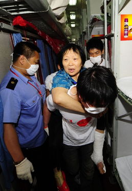 近万名四川地震灾区伤员转运至外省治疗 