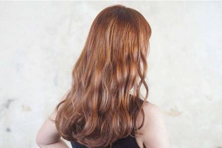 女生六款波浪发型图片,2020年最时尚的减龄卷发造型