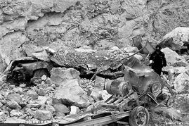 贵州 雷电引爆炸药 砂石厂8人遇难