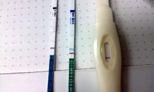 早孕检测试纸 验孕棒和早孕试纸的区别
