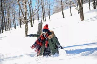 为什么在雪地上撒盐，雪就会很快的化掉。而海水结冰水的盐度却大