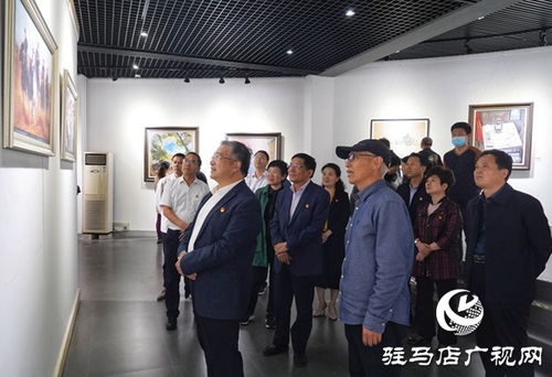 黄淮学院庆祝中国共产党成立100周年书画摄影作品展隆重举行