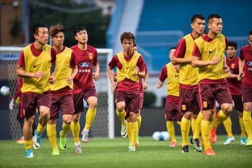 引领中国足球：中超俱乐部企业化改革进程
