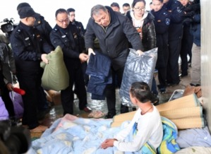 武汉启动 冬日暖阳 昨救助137名街头流浪人员