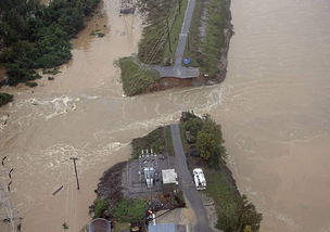 美国洪水肆虐 已致315起交通事故 