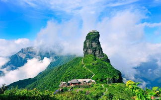 此山低调千年,获评世界遗产和5A后,一票难求,山上有座天空之寺