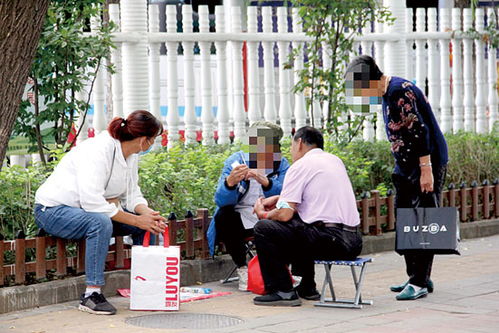 占道摆摊算卦不文明