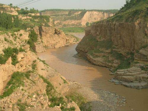 中国为什么有两条 洛河