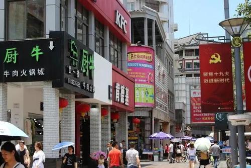 深圳有一条街,曾是非常热闹的商业街,如今已经物是人非