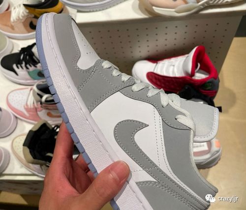 小姐姐最爱 耐克Air Jordan 1 Low AJ1 烟灰 雾霾白灰 低帮篮球鞋 DC0774 105