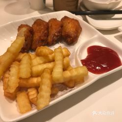 吉旺港式餐厅 的蒜香鸡翅配薯条好不好吃 用户评价口味怎么样 上海美食蒜香鸡翅配薯条实拍图片 大众点评 