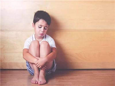儿童孤独症表现 儿童孤独症常见的症状