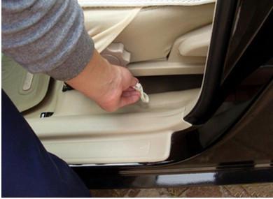 汽车正副驾驶坐垫套的小挂钩是怎样使用的 